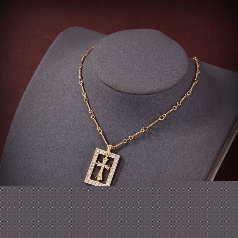 Ch**me He**ts necklaces